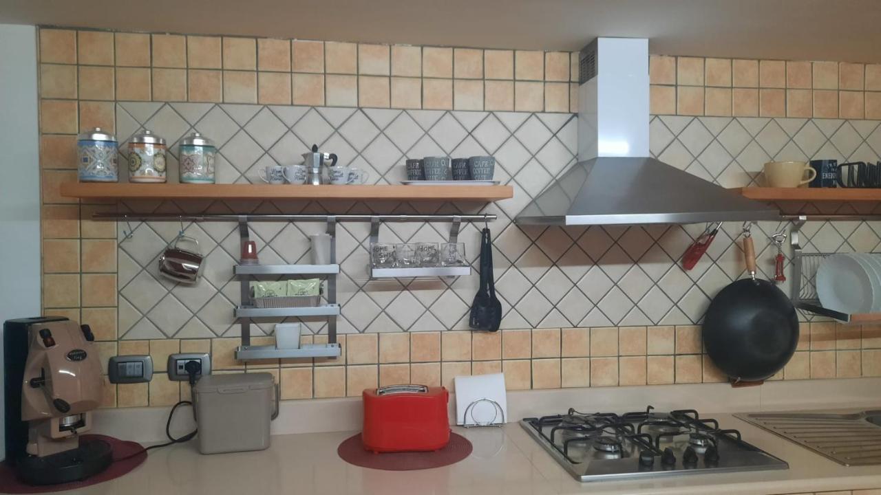 White Home Quartieri Spagnoli Napels Buitenkant foto